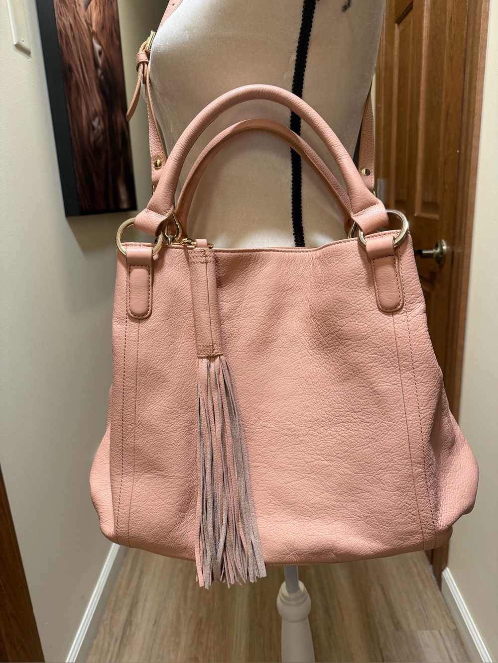 G.I.L.I Pebble Leather Tassel Convertible Hobo Bag Dust Pink/Blush - Picture 2 of 16